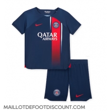 Maillot de football Réplique Paris Saint-Germain Domicile Enfant 2023-24 Manche Courte (+ Pantalon court)