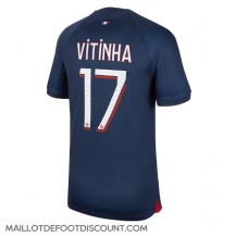 Maillot de football Réplique Paris Saint-Germain Vitinha Ferreira #17 Domicile 2023-24 Manche Courte