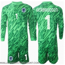Maillot de football Réplique Pays-Bas Bart Verbruggen #1 Gardien de but Domicile Enfant Europe 2024 Manche Longue (+ Pantalon court)