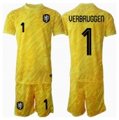 Maillot de football Réplique Pays-Bas Bart Verbruggen #1 Gardien de but Extérieur Enfant Europe 2024 Manche Courte (+ Pantalon court)