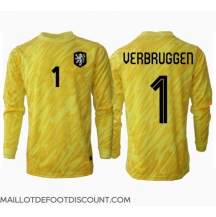 Maillot de football Réplique Pays-Bas Bart Verbruggen #1 Gardien de but Extérieur Europe 2024 Manche Longue