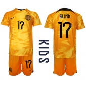 Maillot de football Réplique Pays-Bas Daley Blind #17 Domicile Enfant Mondial 2022 Manche Courte (+ Pantalon court)