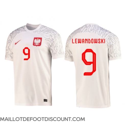 Maillot de football Réplique Pologne Robert Lewandowski #9 Domicile Mondial 2022 Manche Courte