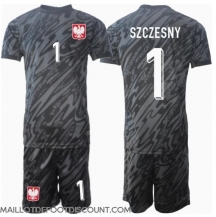 Maillot de football Réplique Pologne Wojciech Szczesny #1 Gardien de but Extérieur Enfant Europe 2024 Manche Courte (+ Pantalon court)
