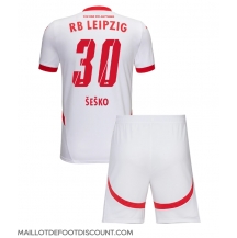 Maillot de football Réplique RB Leipzig Benjamin Sesko #30 Domicile Enfant 2024-25 Manche Courte (+ Pantalon court)