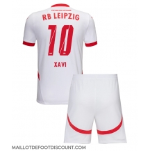 Maillot de football Réplique RB Leipzig Xavi Simons #10 Domicile Enfant 2024-25 Manche Courte (+ Pantalon court)