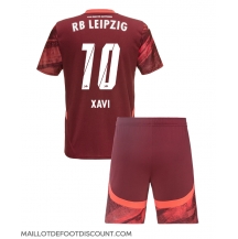 Maillot de football Réplique RB Leipzig Xavi Simons #10 Extérieur Enfant 2024-25 Manche Courte (+ Pantalon court)