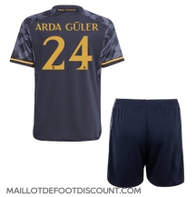 Maillot de football Réplique Real Madrid Arda Guler #24 Extérieur Enfant 2023-24 Manche Courte (+ Pantalon court)