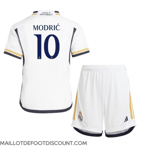 Maillot de football Réplique Real Madrid Luka Modric #10 Domicile Enfant 2023-24 Manche Courte (+ Pantalon court)