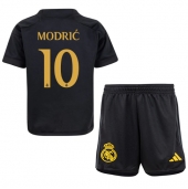 Maillot de football Réplique Real Madrid Luka Modric #10 Troisième Enfant 2023-24 Manche Courte (+ Pantalon court)
