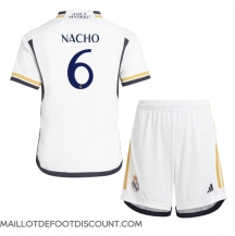 Maillot de football Réplique Real Madrid Nacho #6 Domicile Enfant 2023-24 Manche Courte (+ Pantalon court)