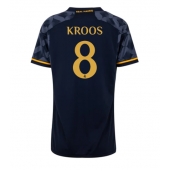 Maillot de football Réplique Real Madrid Toni Kroos #8 Extérieur Femme 2023-24 Manche Courte
