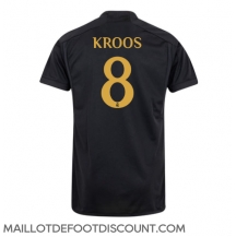 Maillot de football Réplique Real Madrid Toni Kroos #8 Troisième 2023-24 Manche Courte