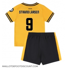 Maillot de football Réplique Wolves Jorgen Strand Larsen #9 Domicile Enfant 2024-25 Manche Courte (+ Pantalon court)