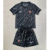 Maillot de football Réplique le Portugal Gardien de but Extérieur Enfant Europe 2024 Manche Courte (+ Pantalon court)